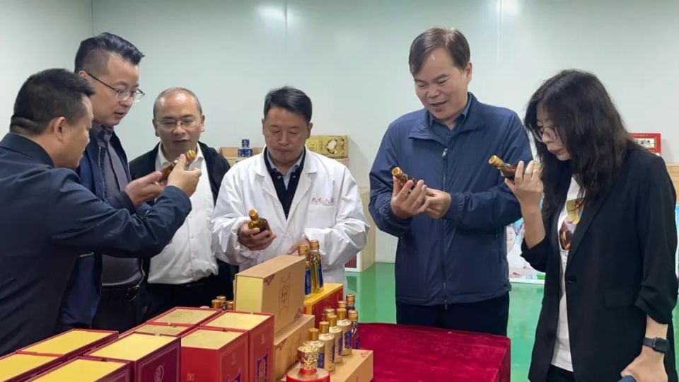 农工党南通市委会来大方县开展帮扶调研活动_腾讯新闻