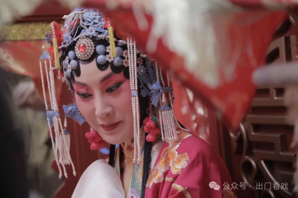 张火丁主演电影《锁麟囊》即将首映
