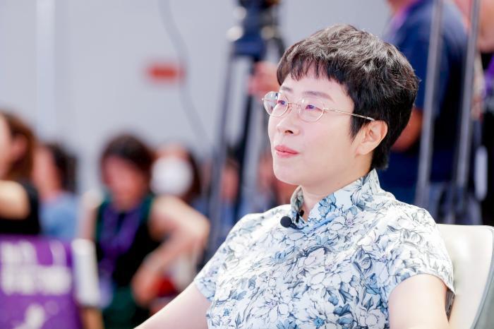 学者蒙曼世界受制于眼界人要有知识