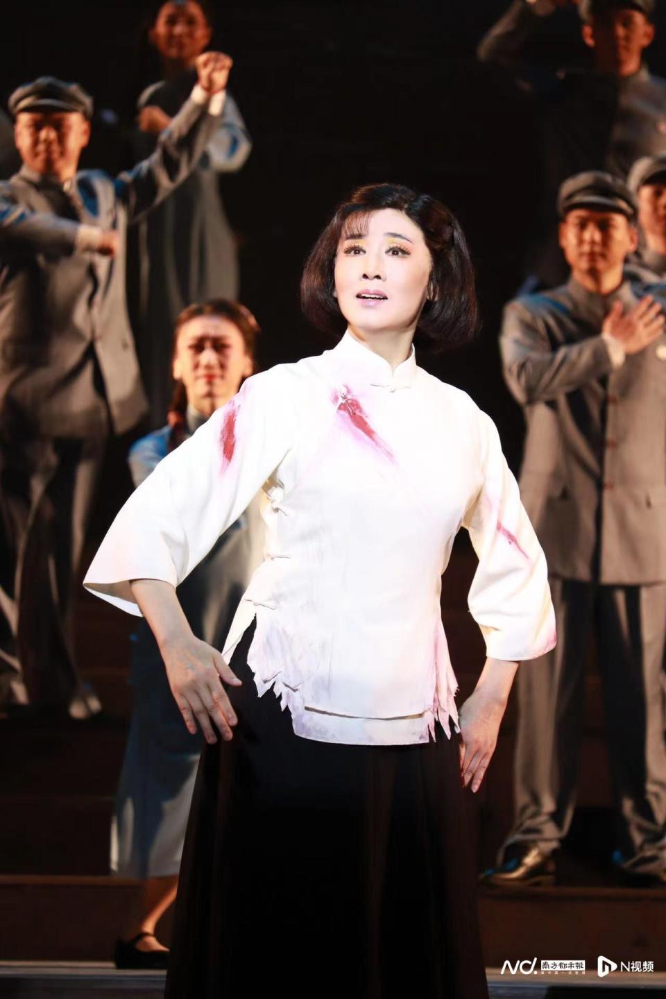 传统戏曲现代叙事韩再芬领衔黄梅戏不朽的骄杨唱响羊城