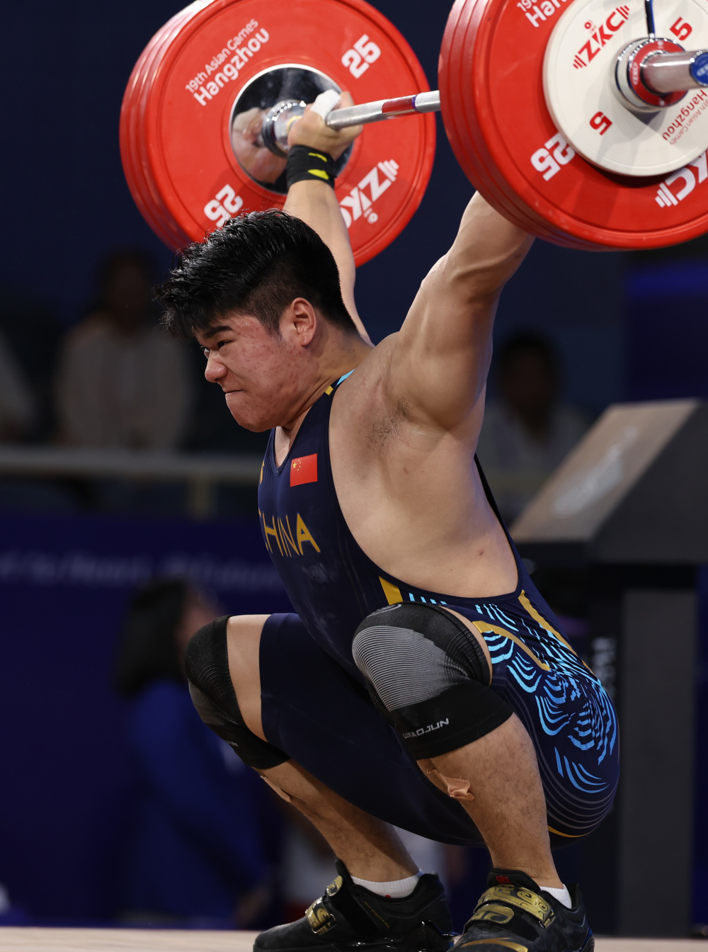 举重——刘焕华获男子109公斤级冠军_腾讯新闻