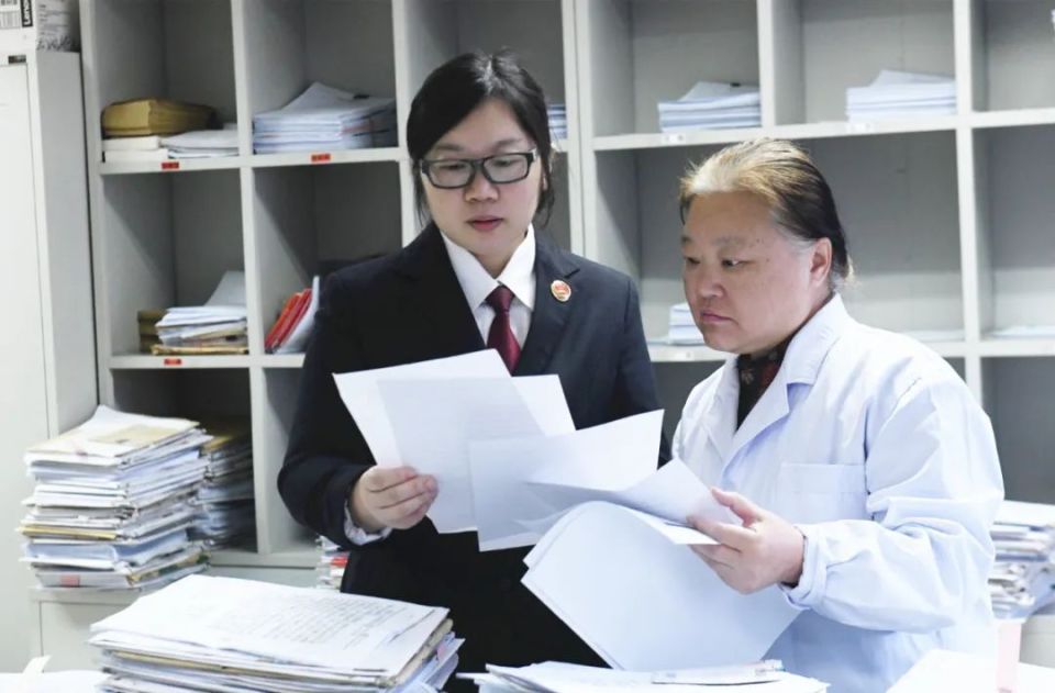 李婧:把群众来信当"家信"_腾讯新闻