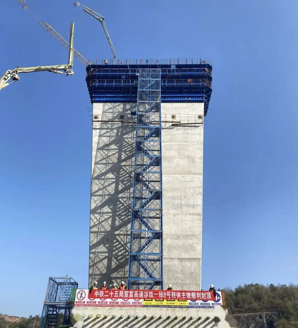 很慰贴,云南宣威至富源高速进展顺利,提升曲靖交通质量_腾讯新闻