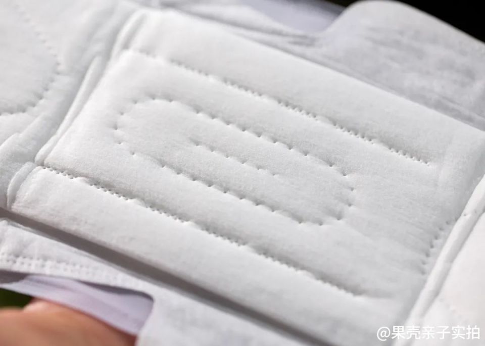 女性到底什么时候能获得身体"自由",也许卫生巾是个答案.