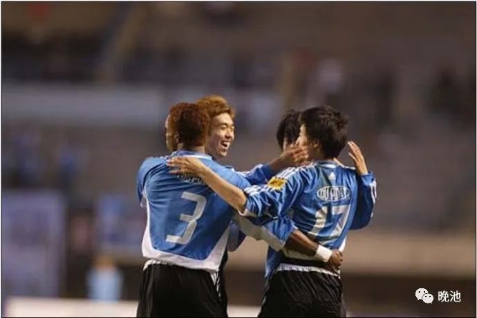 大连足球史上今天:2005年邹捷 赵旭日进球,实德2-0深圳领跑中超(5月8