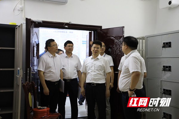 东安:蒋华调研高考,学考工作