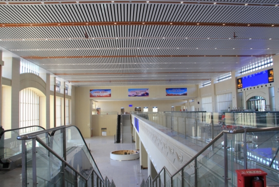 最新√东兴市站站房装饰装修已完成 防东铁路开通运营在即_腾讯新闻