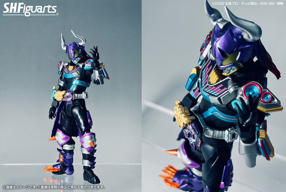 假面骑士霸牛狂热僵尸shf玩具换装演示 官方闹出拼错的乌龙事件