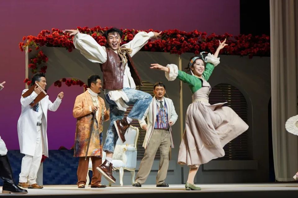 首演报道|《一仆二主》"喜大普奔",国家大剧院喜剧上新