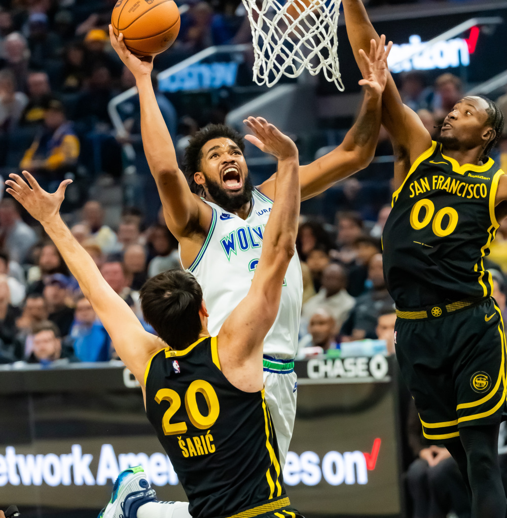 篮球nba常规赛森林狼胜勇士