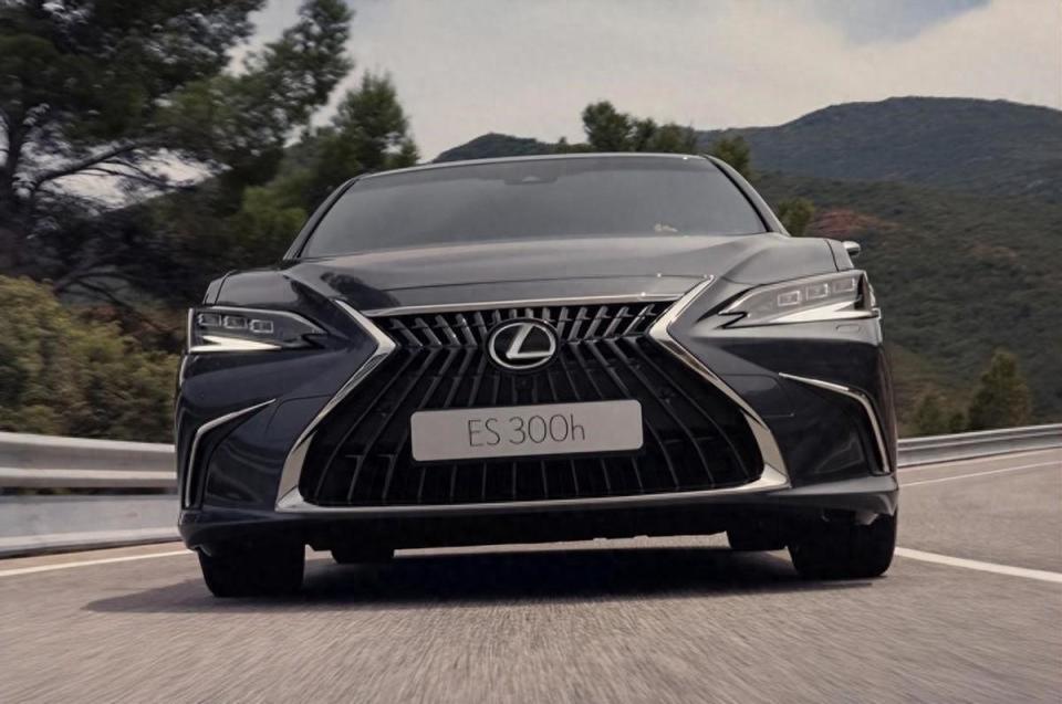 又一款豪车纯电动化,雷克萨斯es全面停售燃油版