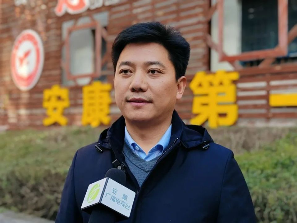 安康市第一小学集团校校长胡刚告诉记者,学校自2018年以来就开始了