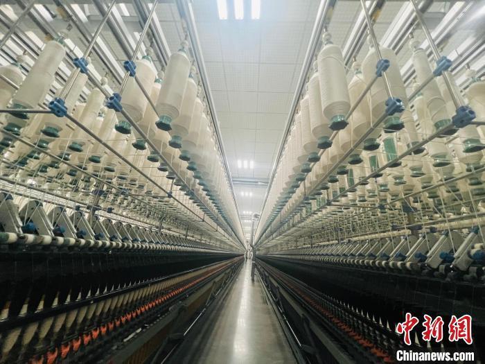 "中国棉纺织名城"华容:一根纱线连湖海