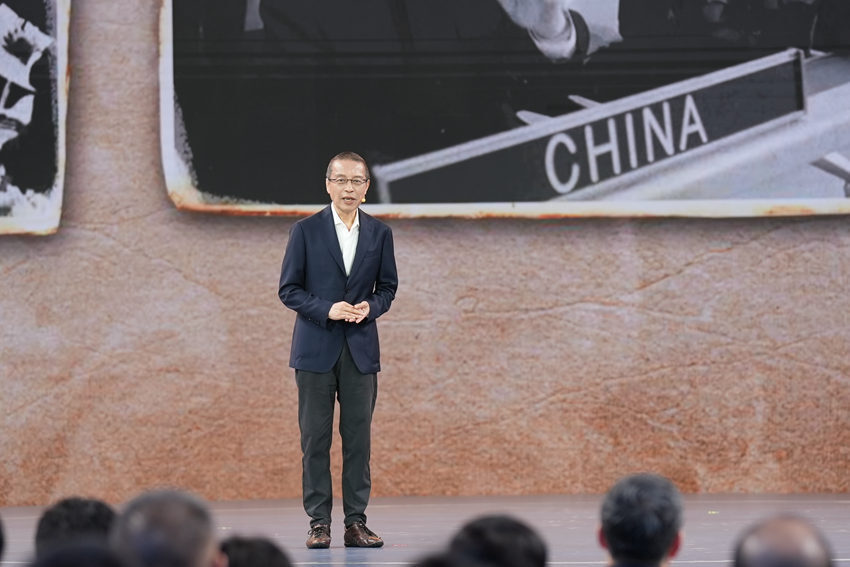 对话TA青春 ｜ 刘扬声：希望青年人进一步推动促进国家繁荣发展_腾讯新闻