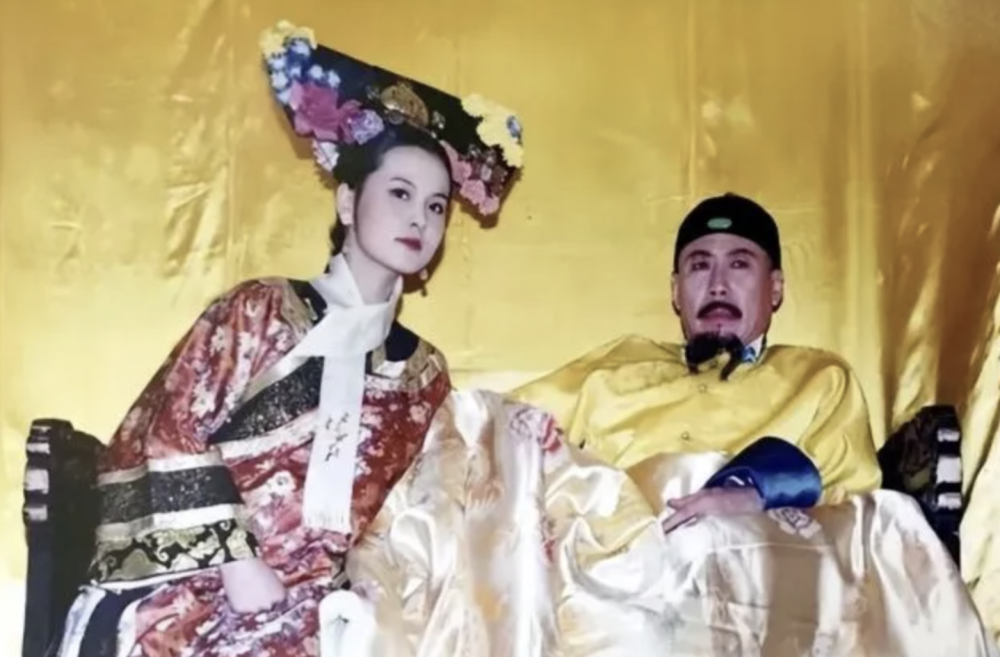 《雍正王朝》全剧最美郑春华，扮演者武晔不光长得漂亮身材也好辣_腾讯新闻