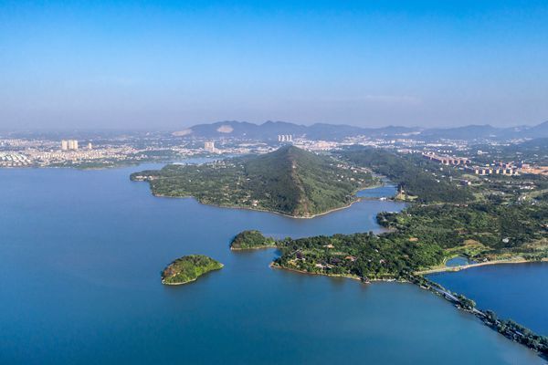 今年是践行岳阳市委"1376"总体思路的开局之年,南湖新区作为岳阳文旅