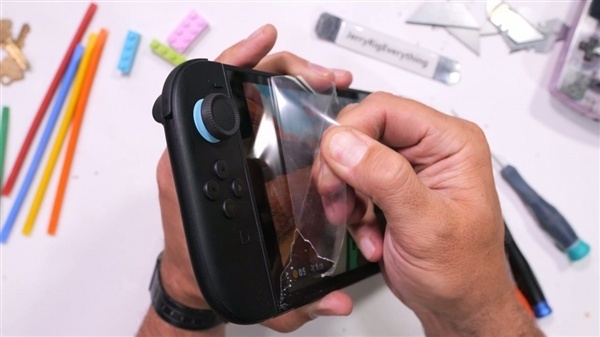 知名科技频道对任天堂Switch 2暴力