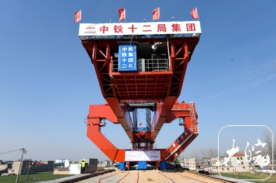 这条皖北城际铁路预计2026年建成投用,其间将新建颍泉车站,扩建高铁