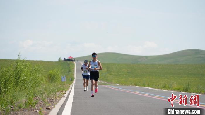 20余国选手盛夏赴锡林郭勒大草原竞技马拉松