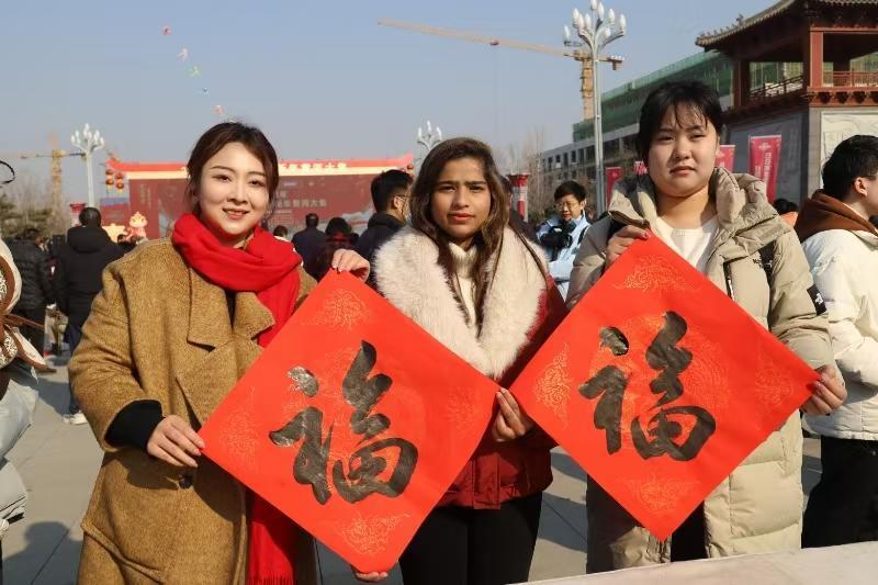 开集喽！郓城县黄河大集年味浓_腾讯新闻