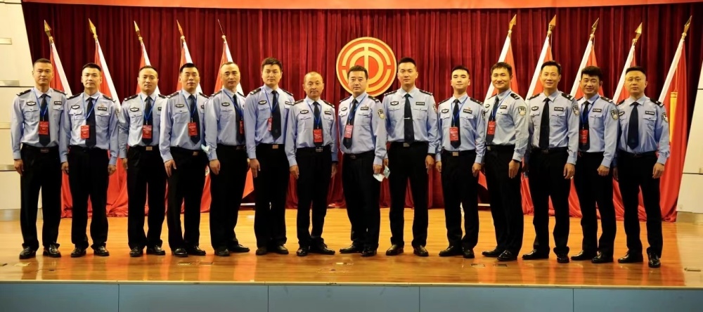 中国民航空中警察总队三支队(以下简称"空警三支队")是派驻到南航执行