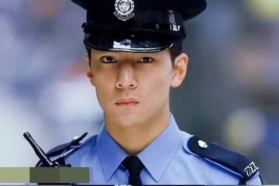 被嘲发福变老的吴彦祖,50岁又帅67回了颜值巅峰!