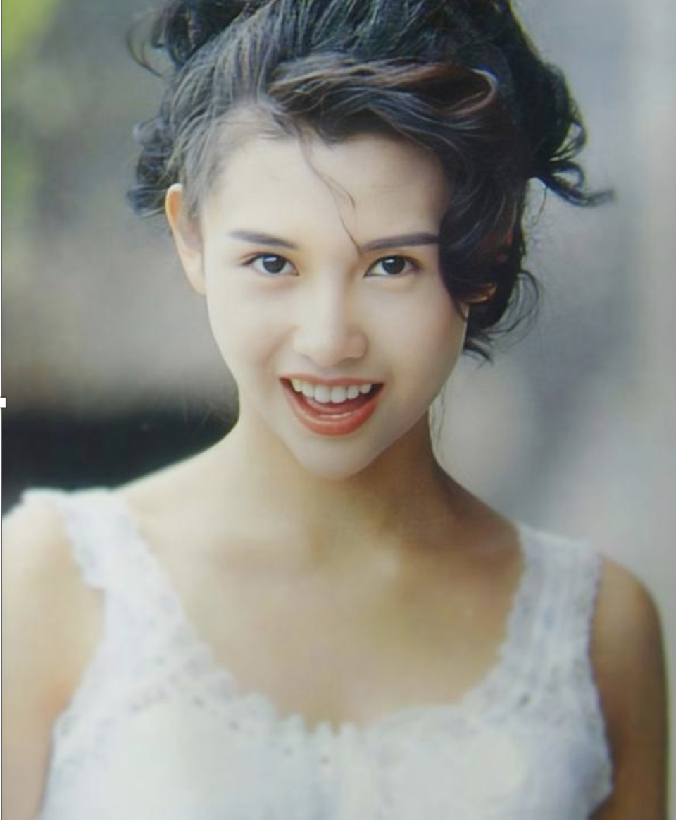 56岁邱淑贞现状:和沈月一起看巴黎奥运,身材娇俏皮肤好过30岁