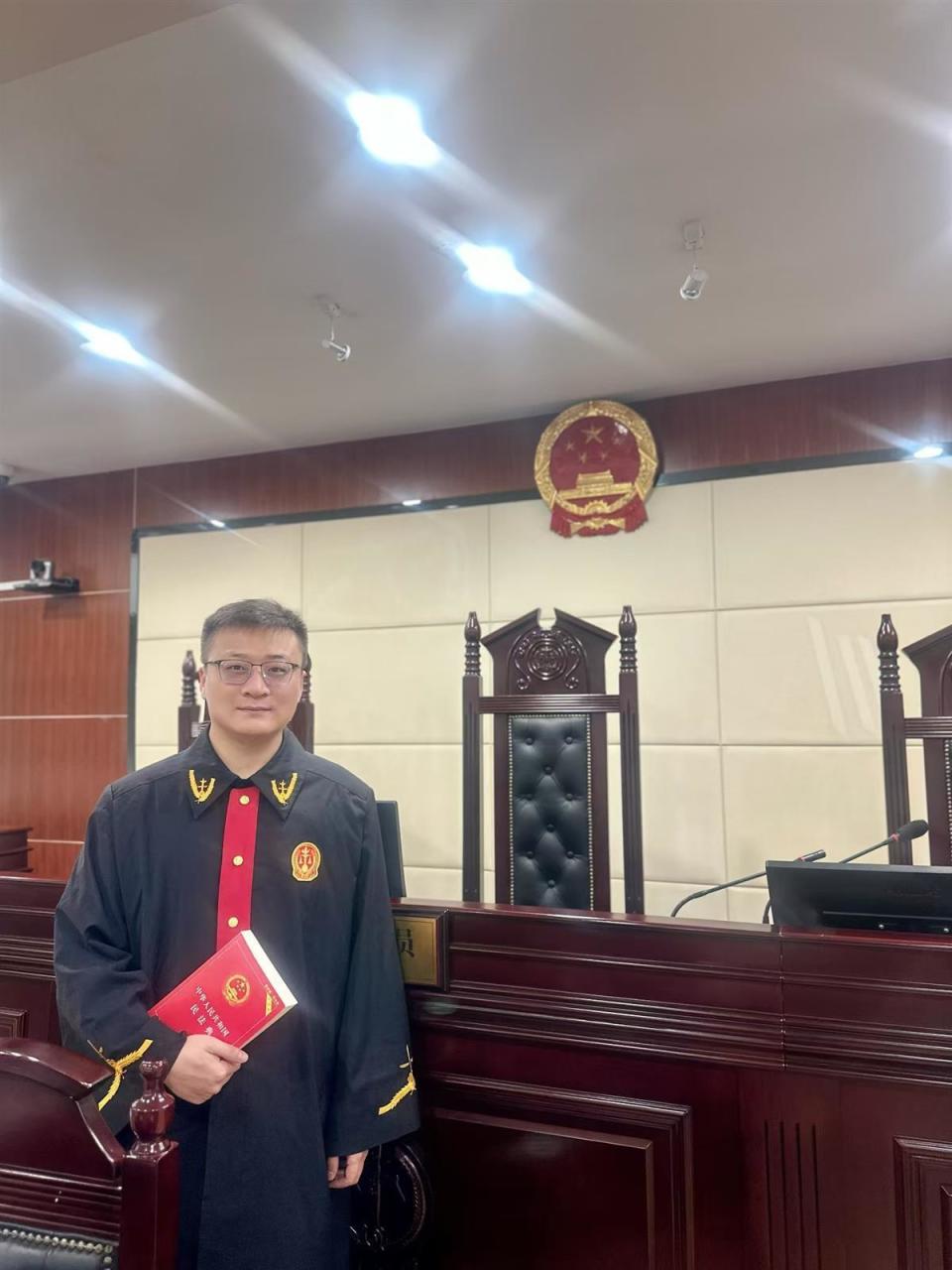 通讯员 宋子文