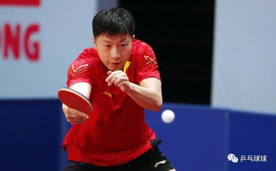 1,握拍(要点1)要重视手腕和手指的作用.