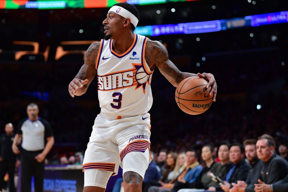 曾令旭太阳需要让奥尼尔替代比尔先发提高先发阵容的高度防守