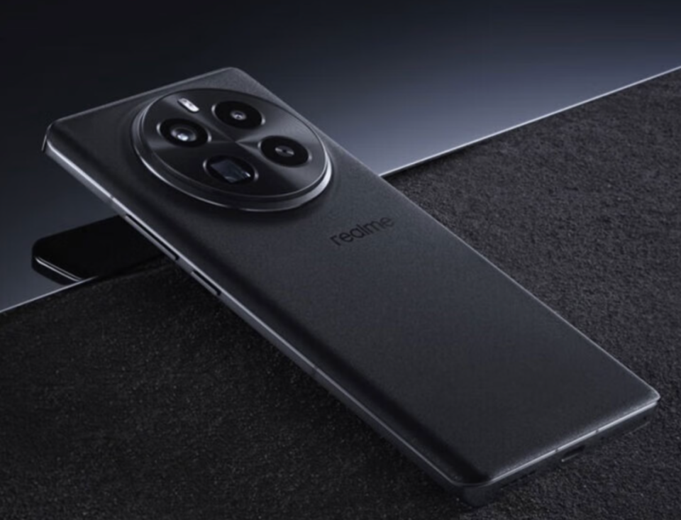 真我手机出狠招了,16gb 1tb骁龙8gen3旗舰创新低,5400mah 5000万