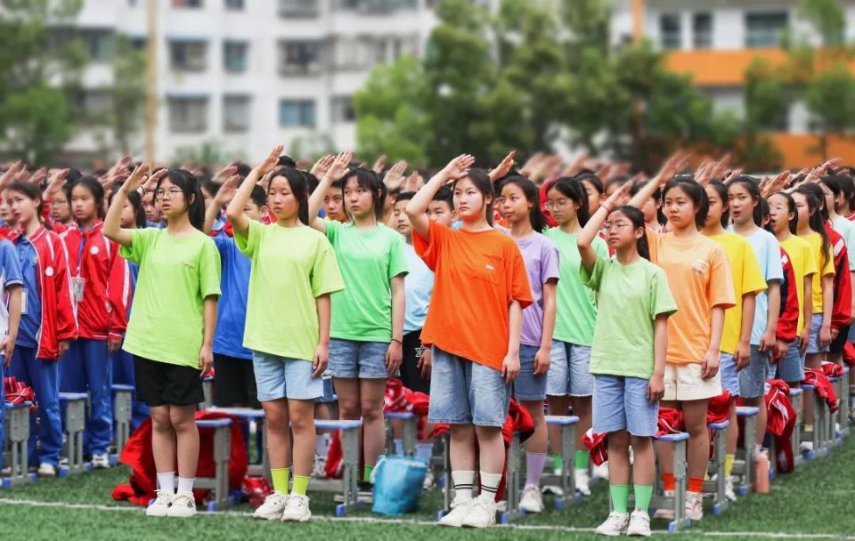 【教育】五月鲜花 精彩绽放——黄平县湖里中学"五月的鲜花"艺术节