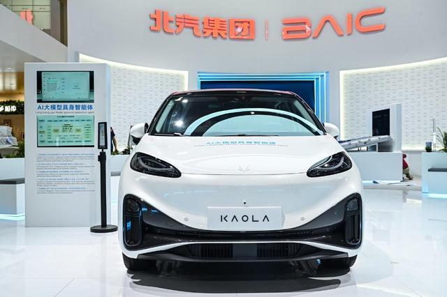 实现用户价值的北汽极狐,正在穿越周期_腾讯新闻