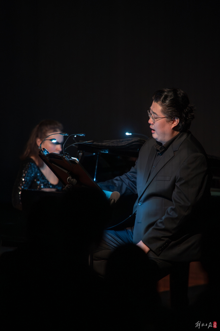 沈洋中国首演《无声之歌》,115分钟不间断唱出美好诗句_腾讯新闻