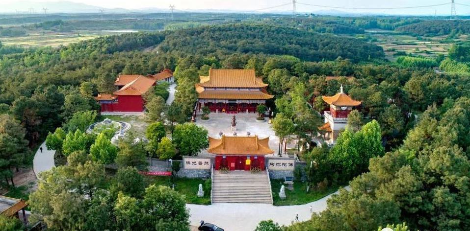 凤凰寺 中共信阳市平桥区委宣传部供图月亮湾 中共信阳市平桥区委宣传