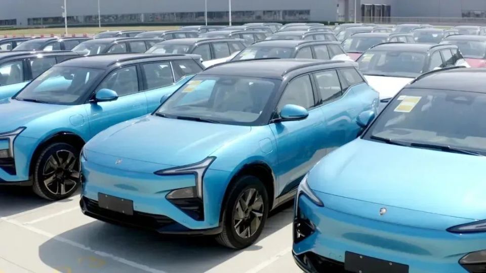 5年亏超1100亿元,恒大汽车失去"救命钱"_腾讯新闻