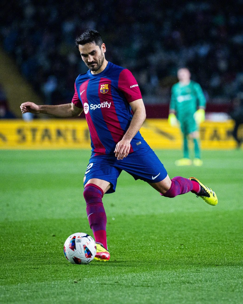 拉菲尼亚一击制胜,巴萨3连胜 9轮不败,仅落后皇马5分