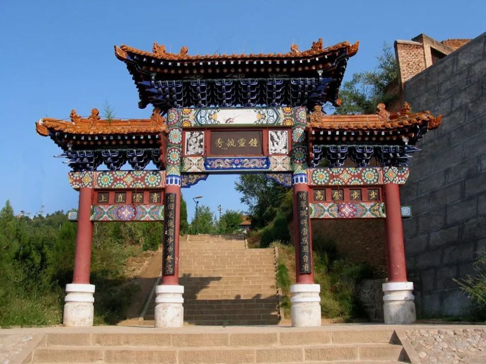 大宁翠微双锁:美人带刀