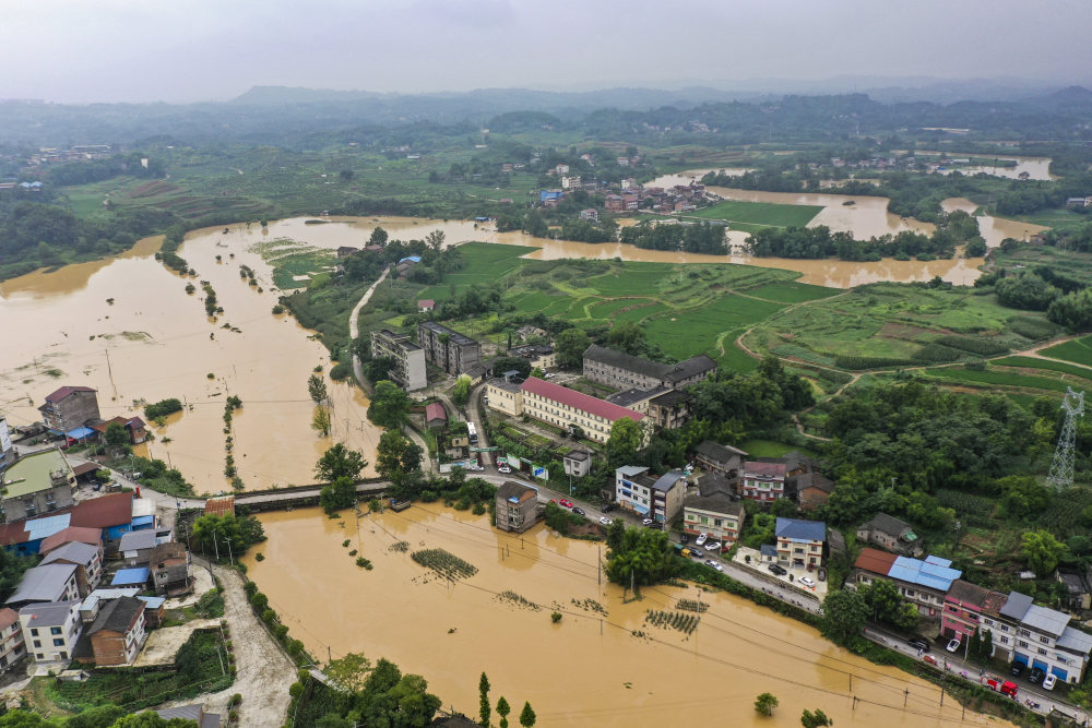 镜观中国·新华社国内新闻照片一周精选丨重庆5区县降下特大暴雨 15条