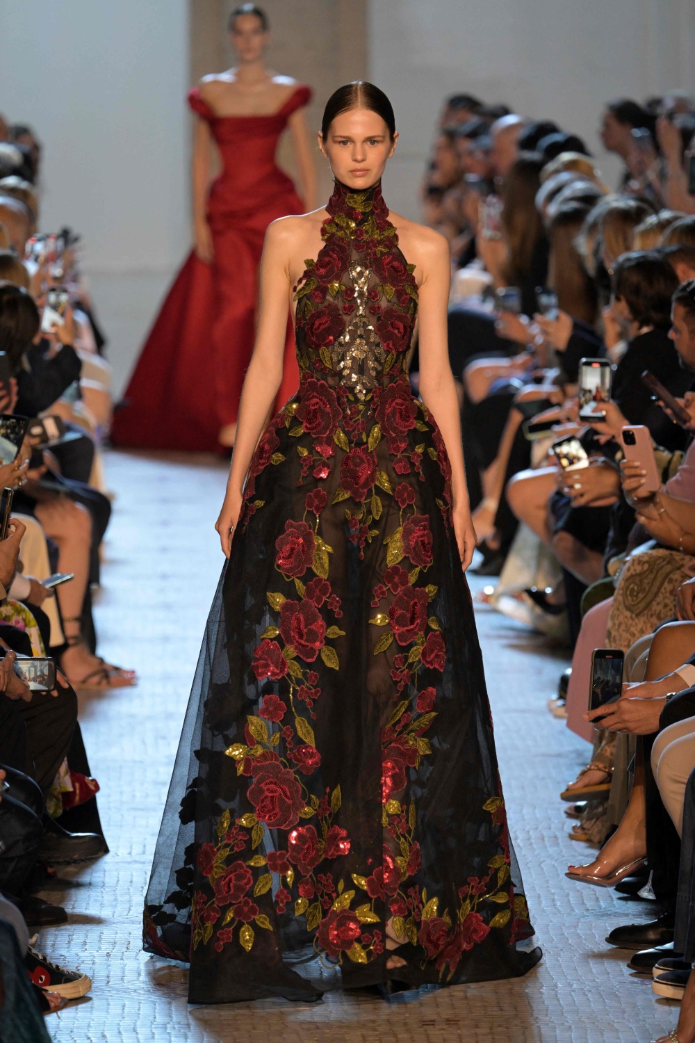 巴黎高级定制周eliesaab品牌时装秀4