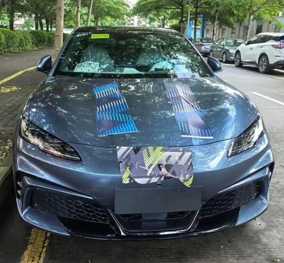 8月30日成都车展亮相，海豹06 GT尾标采用“BYD”，续航可达605km_腾讯新闻