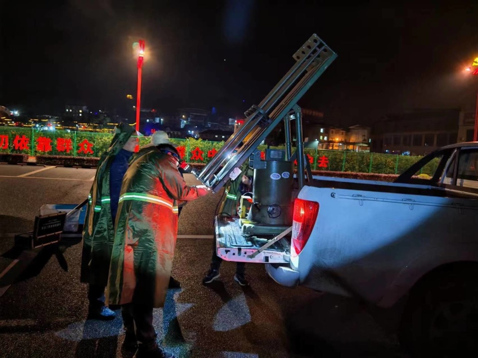 缓解森林防火压力雅安开展多轮人工降雨