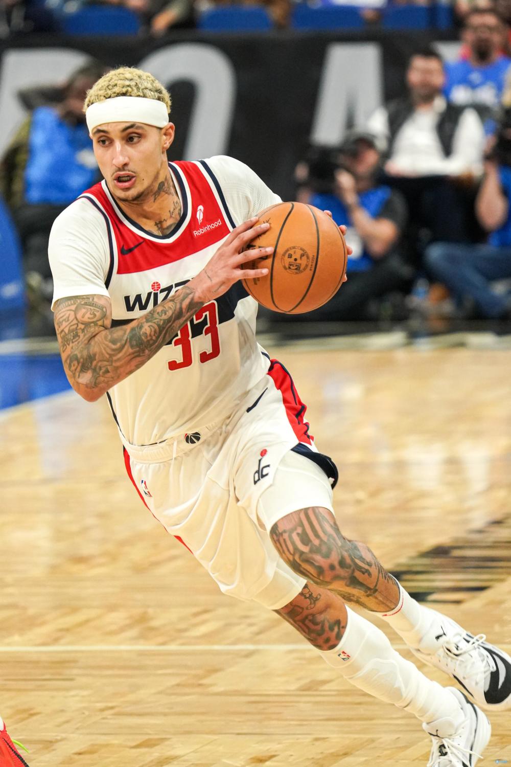 库兹马23中11&三分9中4砍31分5板4助1断 末节独得10分