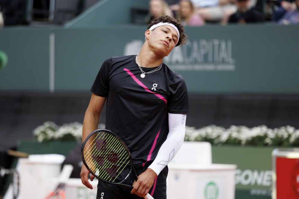 网球——日内瓦公开赛:科博利晋级