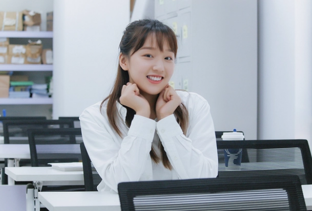 的朋友一定能想起她:这不是在剧中和洪河(赵浩闳饰演)组cp的林灿吗?