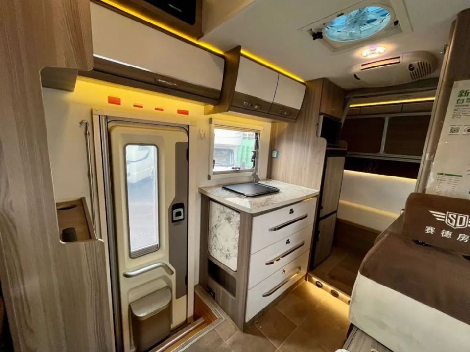 【二手房车】21年9月赛德依维柯大额头房车