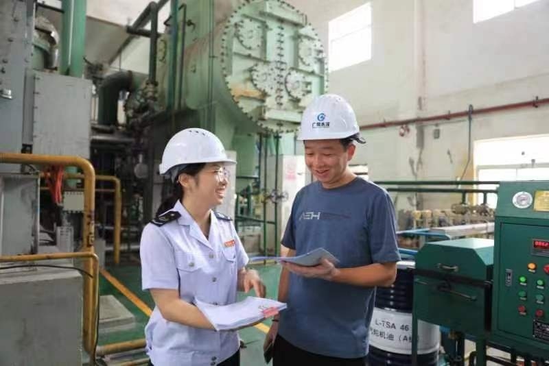 税助新型工业化带动高质量发展