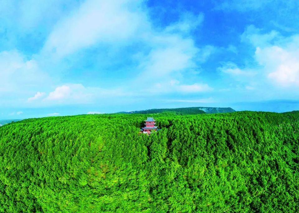 永仁方山.资料图发挥品牌效应,提升市场美誉度和影响力.