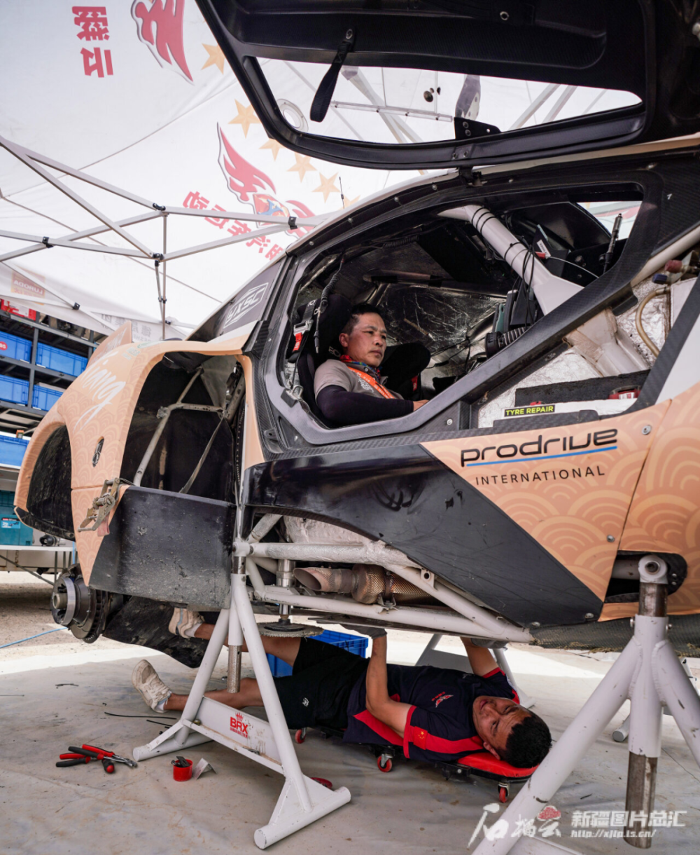 环塔拉力赛|休整日