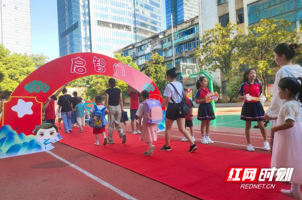 长沙花城小学图片